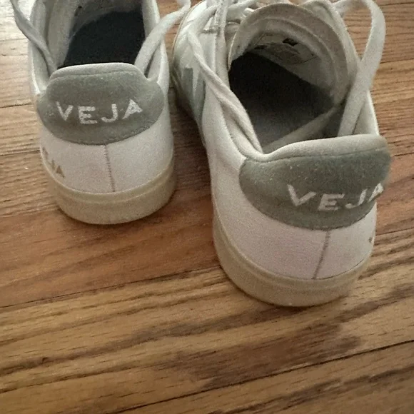 Veja campo sneaker 40 GUC - Picture 3 of 5
